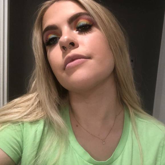 Meet your Posher, Sam - Picture 1 of 1